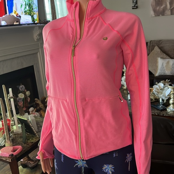 Lily Pulitzer 🤩 - Picture 3 of 5